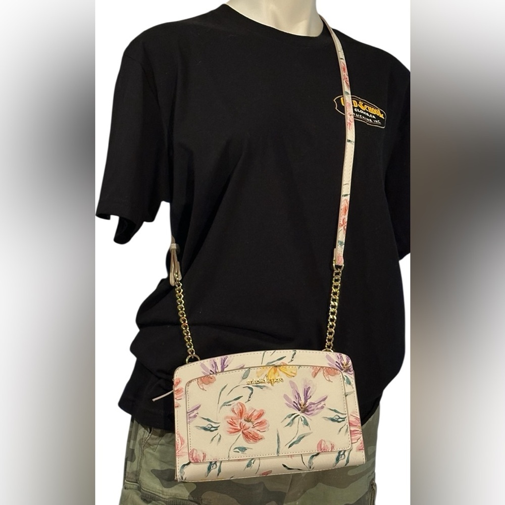 Nanette Lapore floral crossbody bag in a white , cream w/ gold accents.